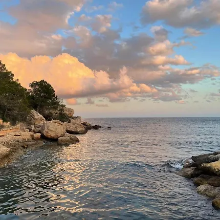 L Atmella Ed Esmeralda * L'Ametlla de Mar